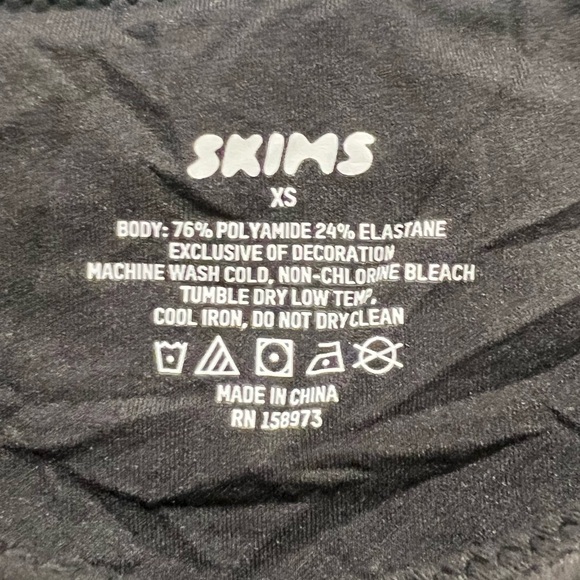 Skims High Neck Body Suit Black, NWT never worn - Picture 4 of 4